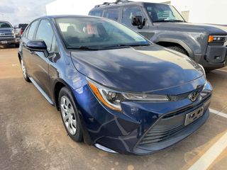 2024 Toyota Corolla LE - Exterior Front Right Corner Image